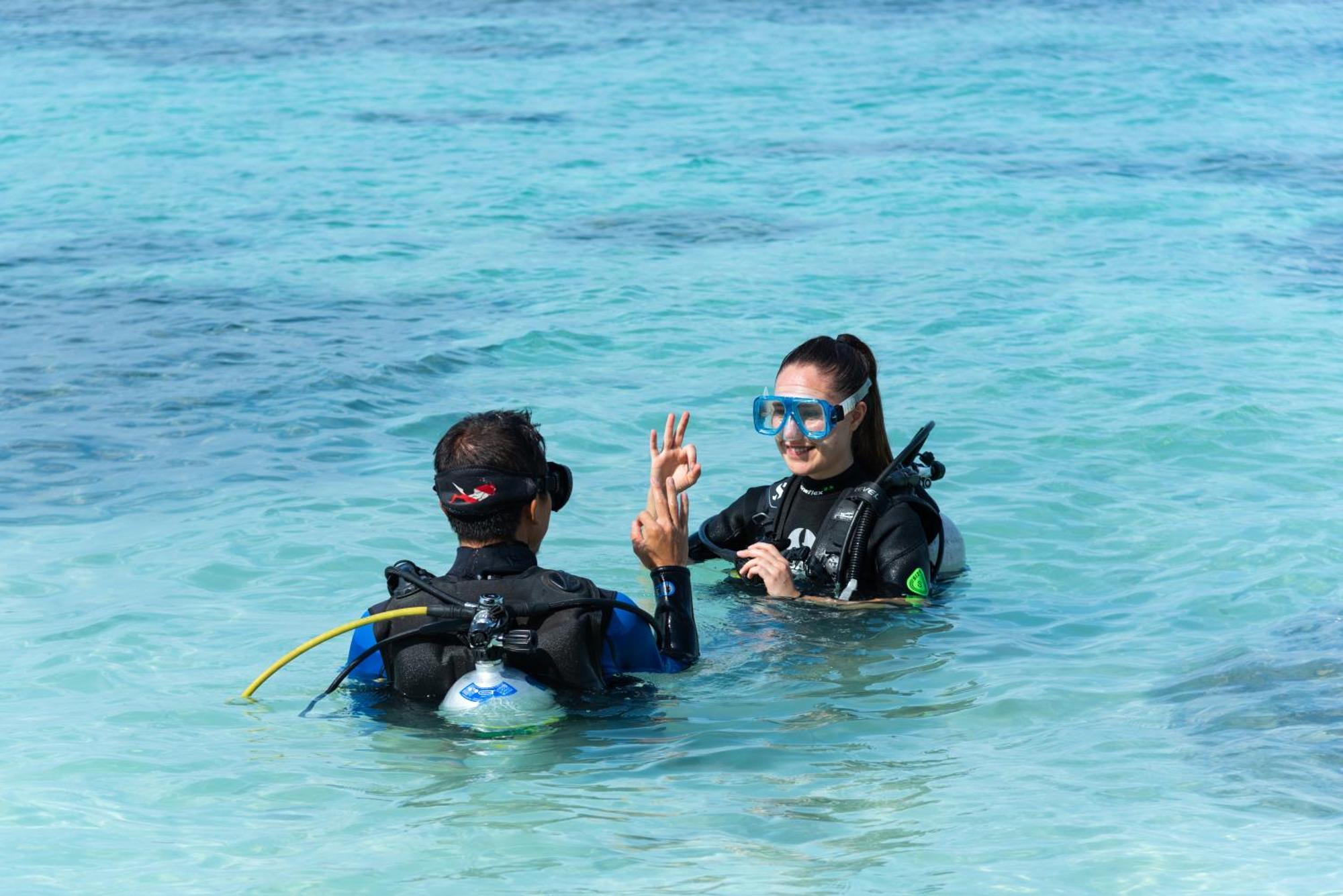 Bandos Island Bandos Maldives - One Way Transfer Free For Stays From 1St May Till 30Th Sept 2025 For Bookings From 16 Apr 2025 מראה חיצוני תמונה
