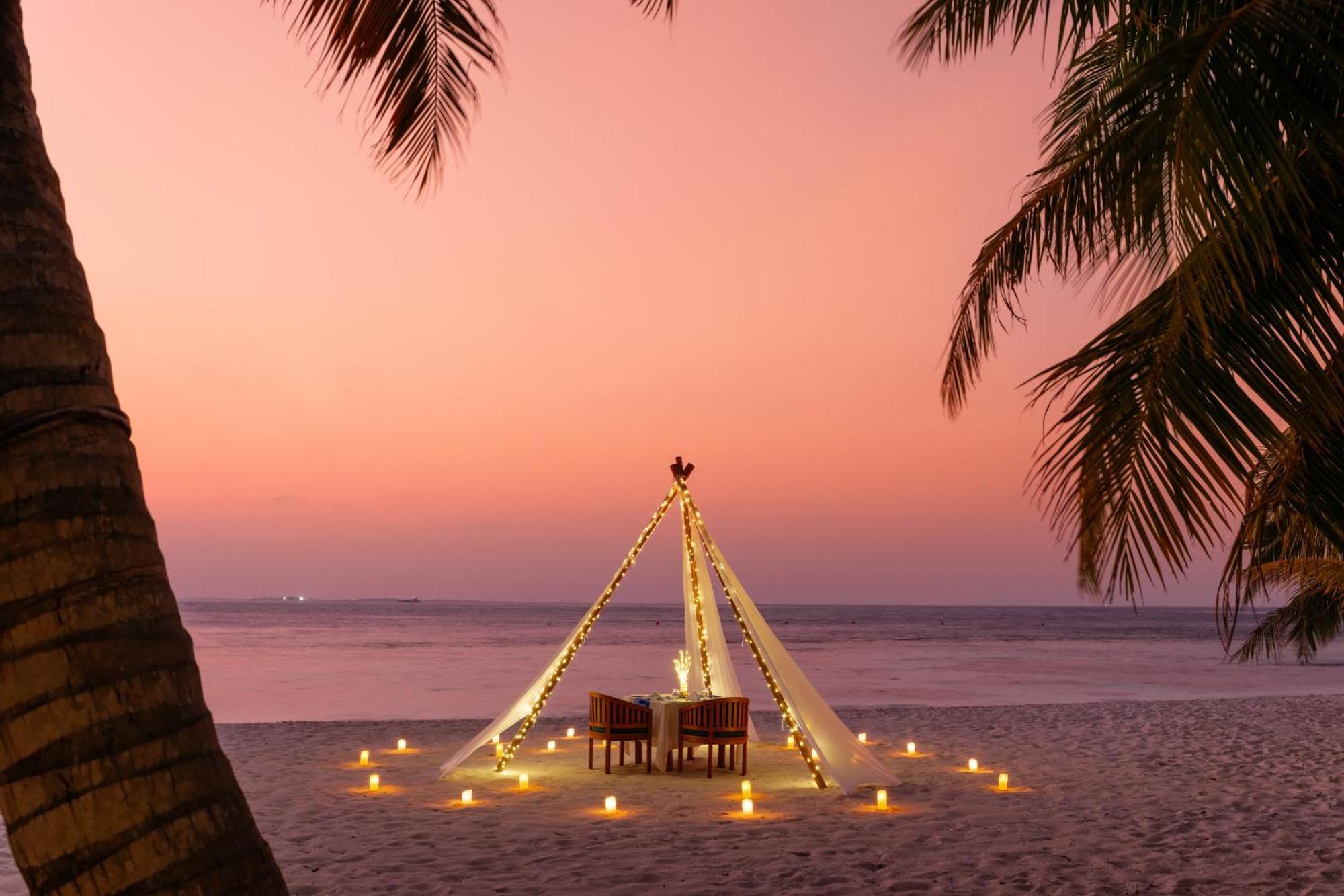 Bandos Island Bandos Maldives - One Way Transfer Free For Stays From 1St May Till 30Th Sept 2025 For Bookings From 16 Apr 2025 מראה חיצוני תמונה
